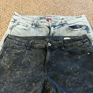 2 Pair Light & Dark Acid Wash Skinny Jeggings